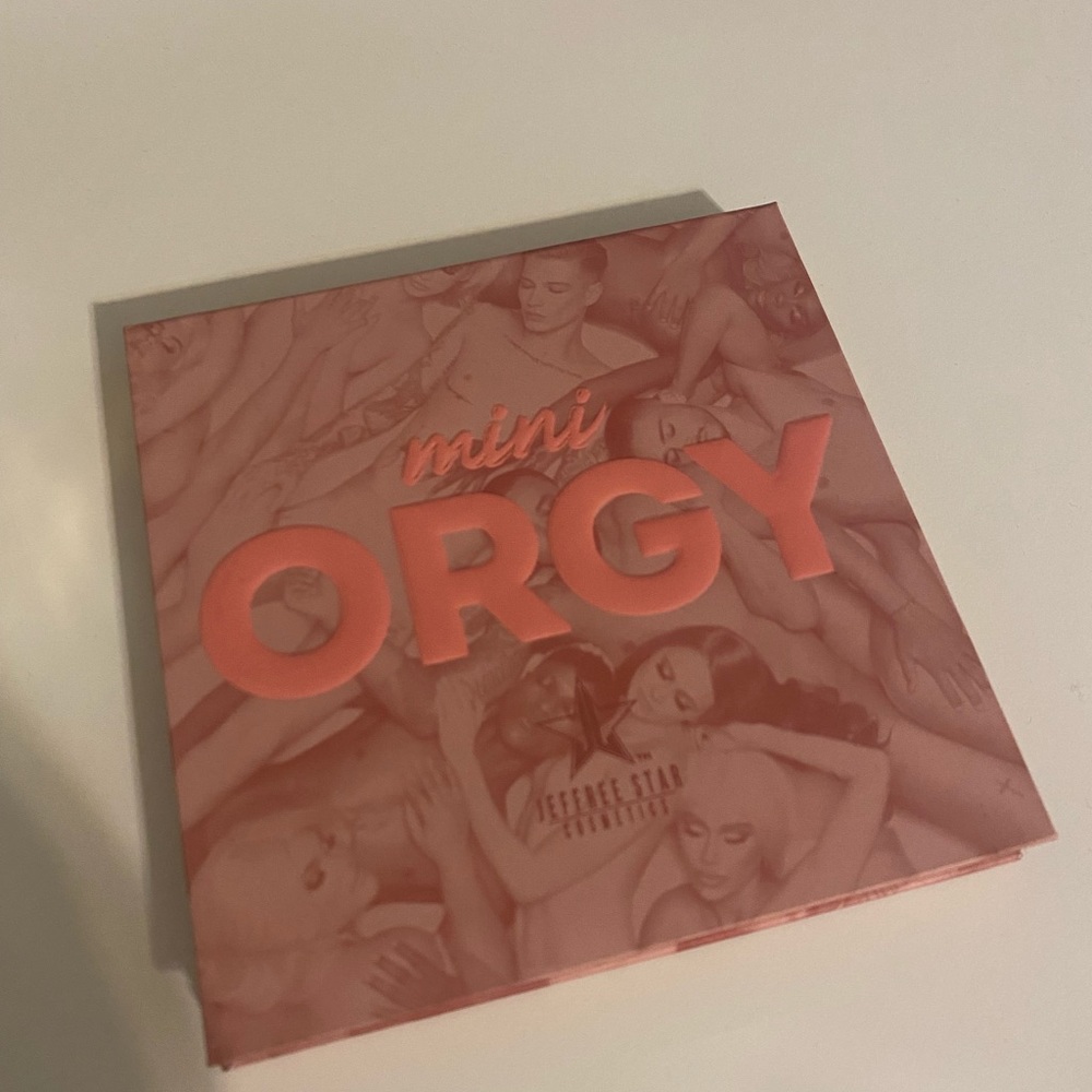 Mini Orgy Eyeshadow Palette